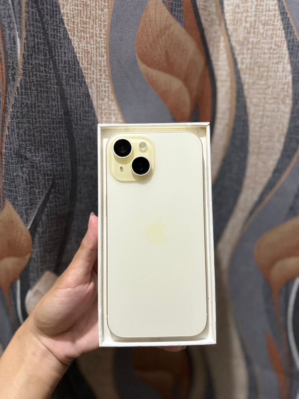 iPhone 15 Plus